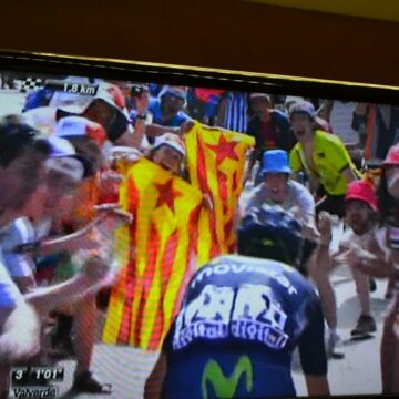 Ciclisme. Tour de Fr L’ANC i Òmnium volen afeccionats amb estelades per rebre el Tour de França a Catalunya